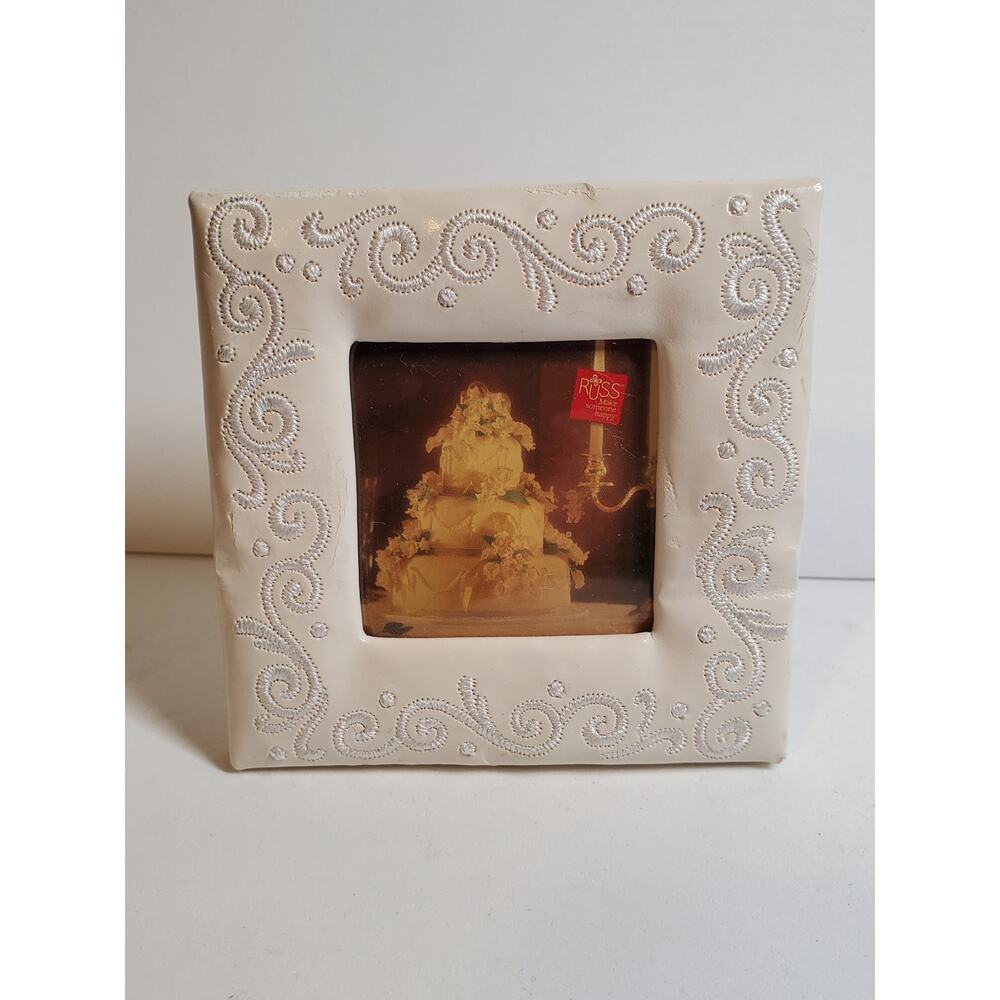 2 Photo Frame 2x2 - Russ - Picture 3 of 7